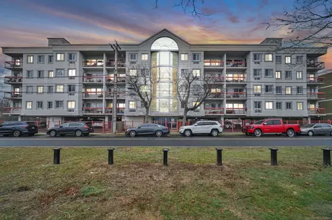 850 Atlantic St #315, Bridgeport, CT 06604