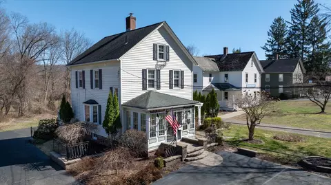 552 Hopmeadow St, Simsbury, CT 06070