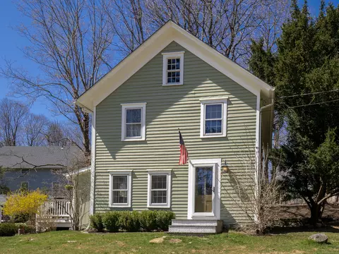 349 Wilton Rd E, Ridgefield, CT 06877
