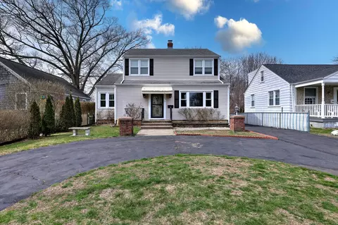 88 Hillside Ave, West Haven, CT 06516