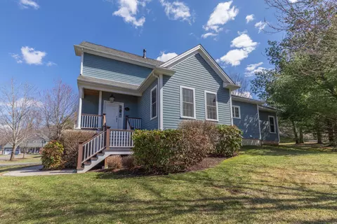 112 Periwinkle Dr #112, Middlebury, CT 06762