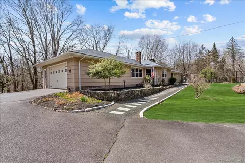 968 Coleman Rd, Cheshire, CT 06410