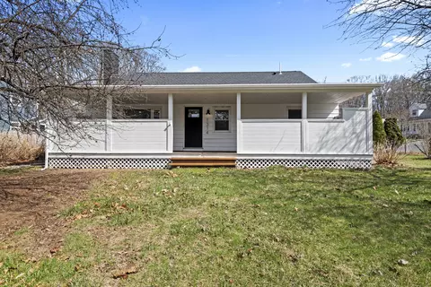 1314 Hanover Ave, Meriden, CT 06451