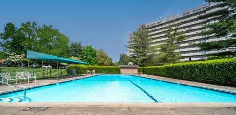 3200 Park Ave #9D2, Bridgeport, CT 06604