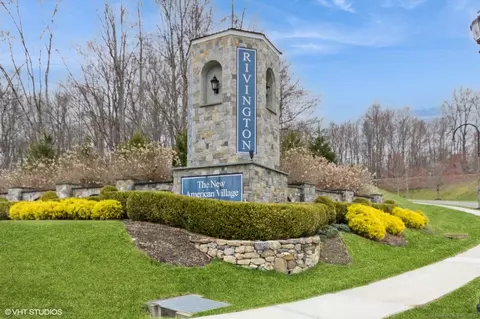 1026 Country View Rd #1026, Danbury, CT 06810