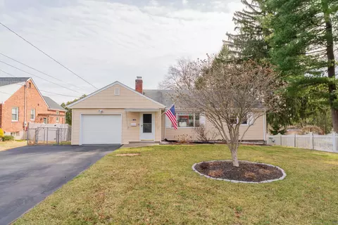 120 Knollwood Rd, West Hartford, CT 06110