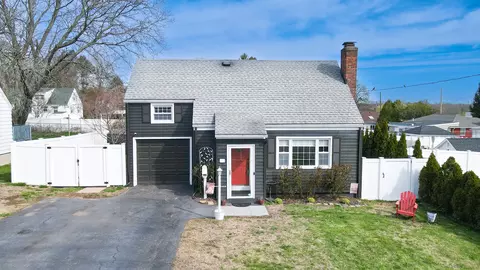 15 Tobler Ter, Wethersfield, CT 06109