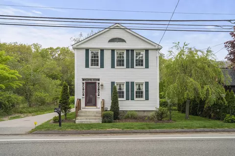 33 Main St, Stonington, CT 06378