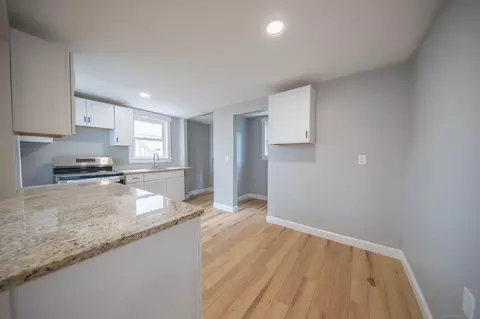 56 Huntington St, New London, CT 06320