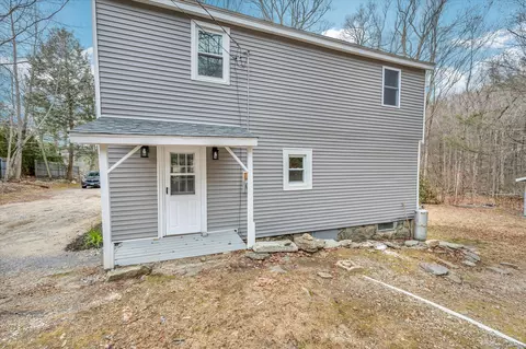 421 Unity Pl, Winchester, CT 06098