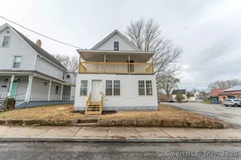 16 Soule St, Griswold, CT 06351
