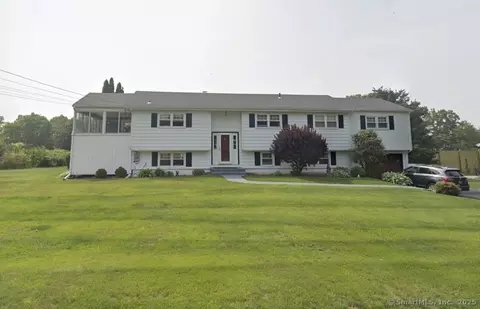 31 Karen Dr, Norwalk, CT 06851