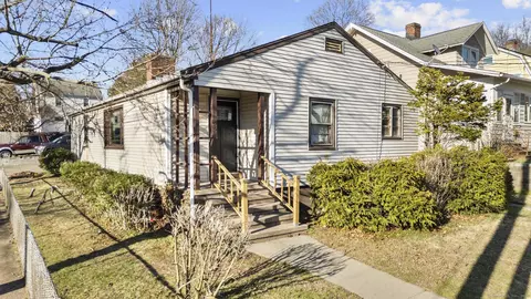 135 4th St, Hamden, CT 06514