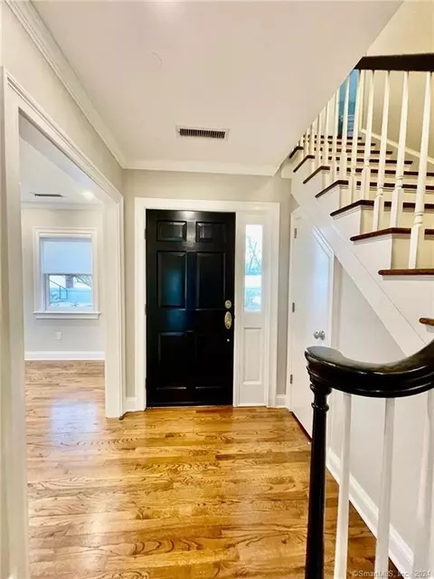 51 Forest Ave #44, Greenwich, CT 06870