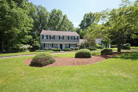 125 Silver Spring Rd, Fairfield, CT 06824