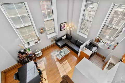 124 Court St #306, New Haven, CT 06511