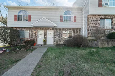 197 Pine Hill Rd #7B, Thomaston, CT 06787