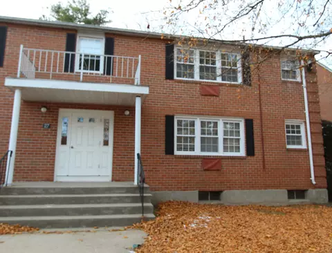 6 Grandview Dr #27B, Farmington, CT 06032