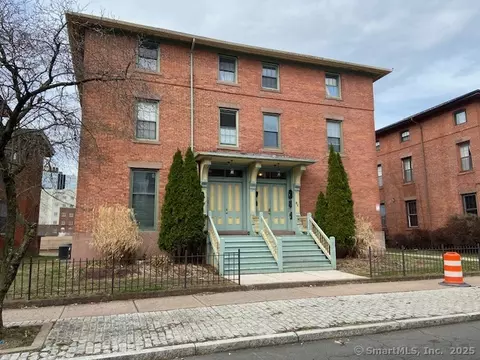 51 Congress St #A, Hartford, CT 06114