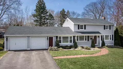 7 Grandview Ter, Vernon, CT 06066