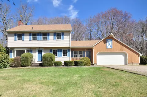 780 East St, Andover, CT 06232