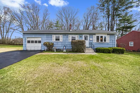 23 Glen Oak Dr, Enfield, CT 06082