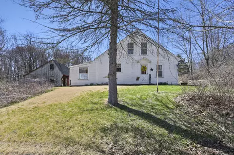492 Taft Pond Rd, Pomfret, CT 06259