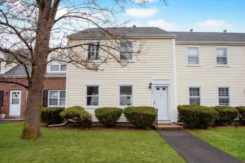 454 Dowd Ave #454, Canton, CT 06019