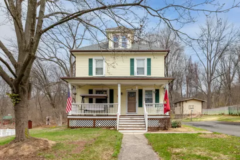 551 New Hanover Ave, Meriden, CT 06451