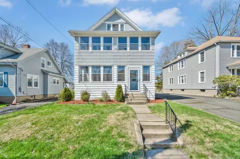 94 Vera St, West Hartford, CT 06119