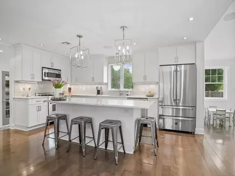 163 Long Hill Dr, Stamford, CT 06902