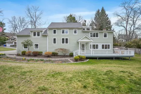 321 Mountain Rd, Ridgefield, CT 06877
