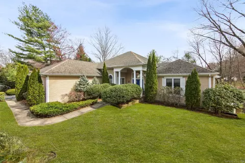 15 Ethan Dr, Windsor, CT 06095