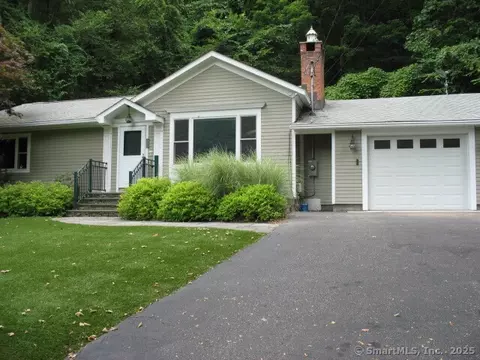128 S Kent Rd, Kent, CT 06785