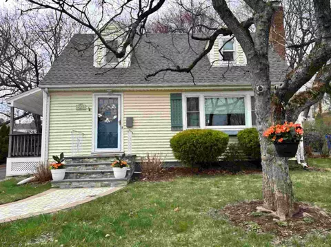 15 Federal St, West Hartford, CT 06110