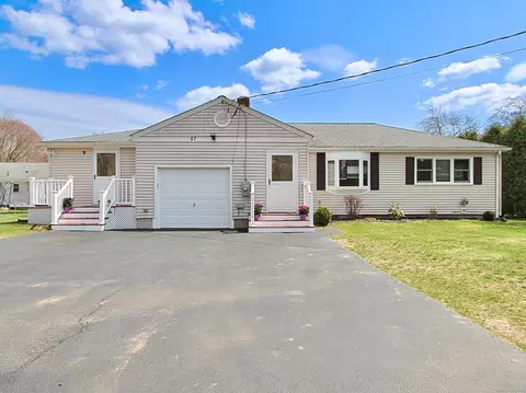 57 Cipolla Dr, East Hartford, CT 06118