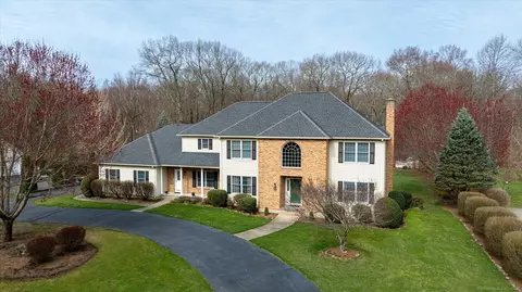 358 Wedgewood Rd, Southington, CT 06489
