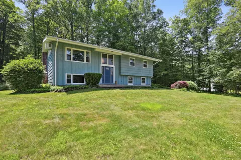 36 Musket Ridge Rd, New Fairfield, CT 06812