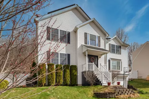 217 Ridgefield Ave, Waterbury, CT 06705