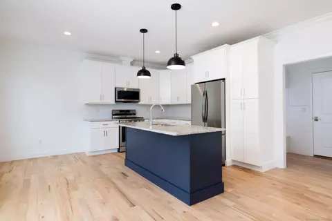 19 Oakwood Cir #5, Plainville, CT 06062