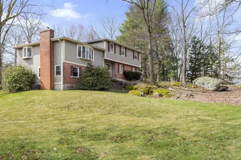 9 Pine Tree Dr, Branford, CT 06405