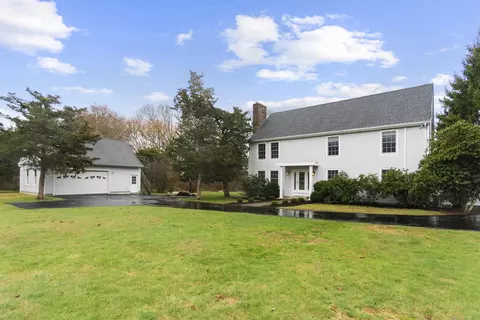 107 Palmer Neck Rd, Pawcatuck, CT 06379