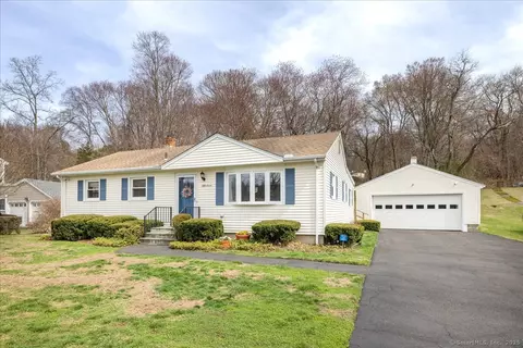 57 Stevenson Rd, Fairfield, CT 06825
