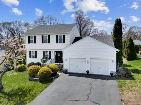 38 Benjamin Rd, East Haven, CT 06513