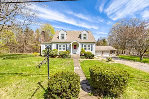 377 Chestnut Hill Rd, Colchester, CT 06415