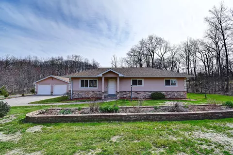 213 New Haven Rd, Prospect, CT 06712