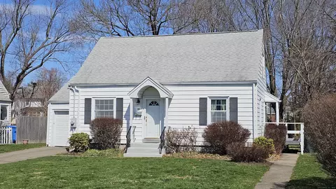 48 Washington Rd, Hamden, CT 06518