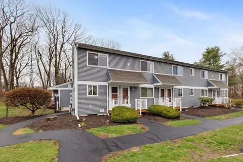6 Rose Ln #3-26, Danbury, CT 06810