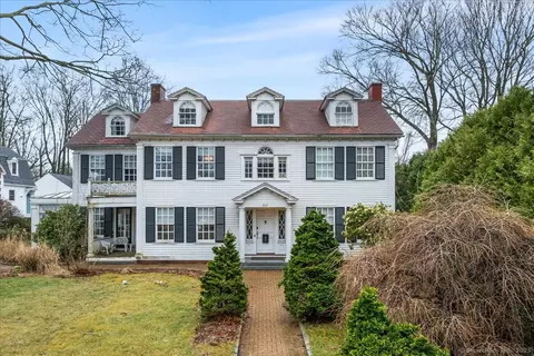 262 Broadway, Norwich, CT 06360