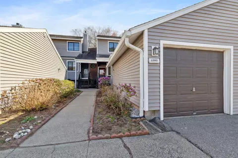 1305 Mill Pond Dr #1305, South Windsor, CT 06074